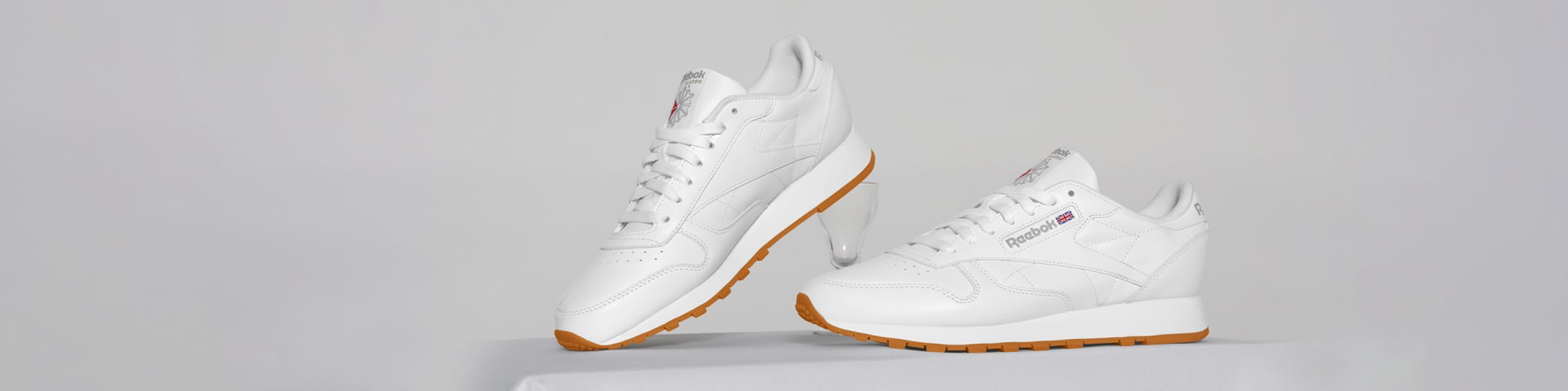 reebok men's classic leather shoes - white